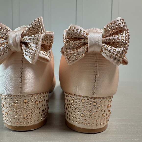 Badgley Mischka Girls Sparkle-Heeled Dress Shoes with Back Bow - Picture 9 of 13